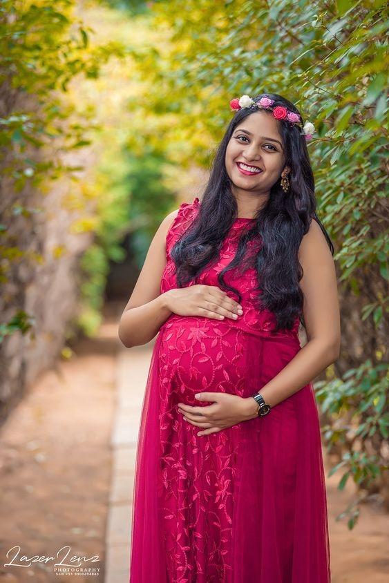 Pregnancy Photography Pose