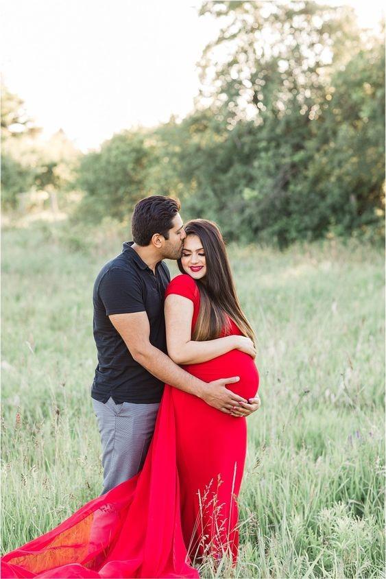 Pregnancy Photography Pose