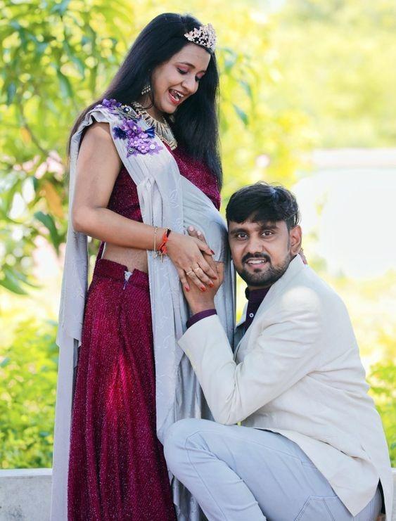 Pregnancy Photography Pose