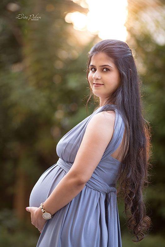 Pregnancy Photography Pose