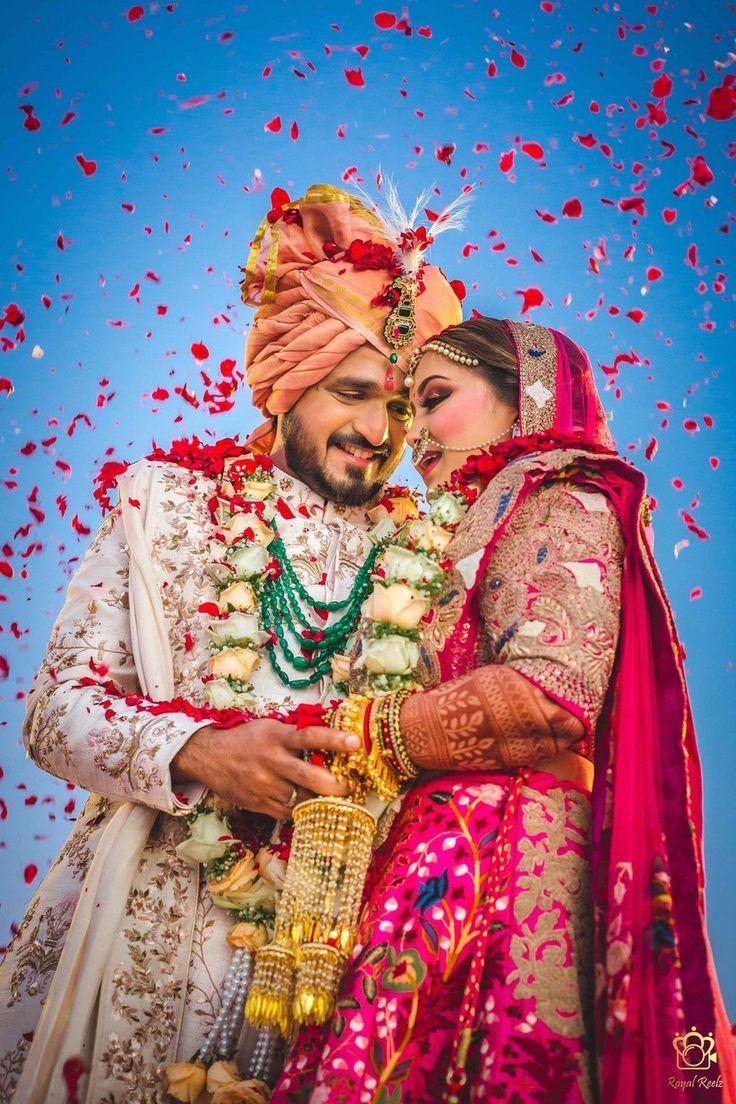 Couple Indian Wedding Photography Pose