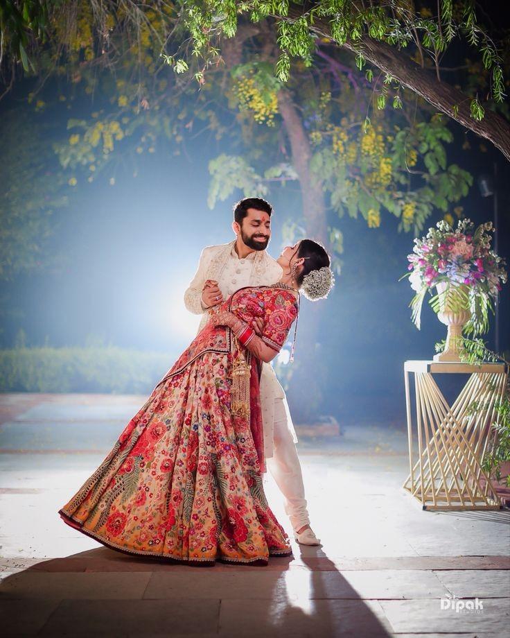 Couple Indian Wedding Photography Pose