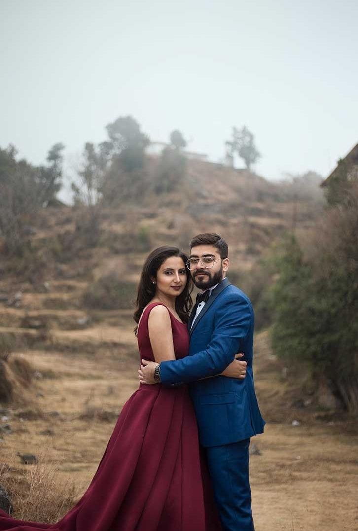 Couple Pre Wedding Photography Pose