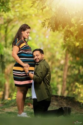 Pregnancy Photography Pose