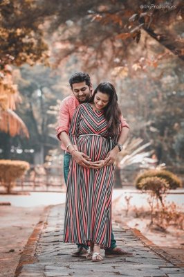 Pregnancy Photography Pose