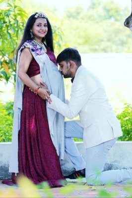 Pregnancy Photography Pose