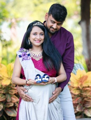 Pregnancy Photography Pose