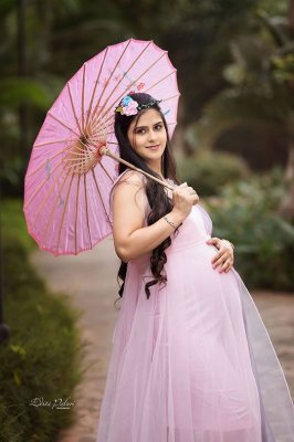 Pregnancy Photography Pose